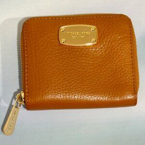 MICHAEL Michael Kors Jet Set Pebble Leather Bifold Wallet